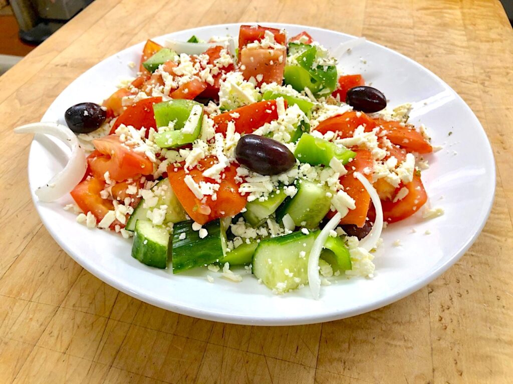 EMOS Greek Salad